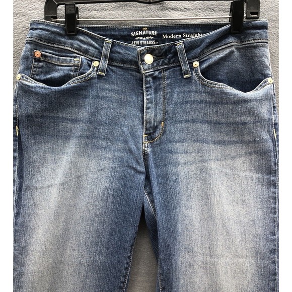 Signature Levi Strauss Womens Denim Jeans Modern Straight Size 10L Irregular - Picture 2 of 16